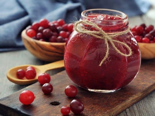 Брусничное варенье