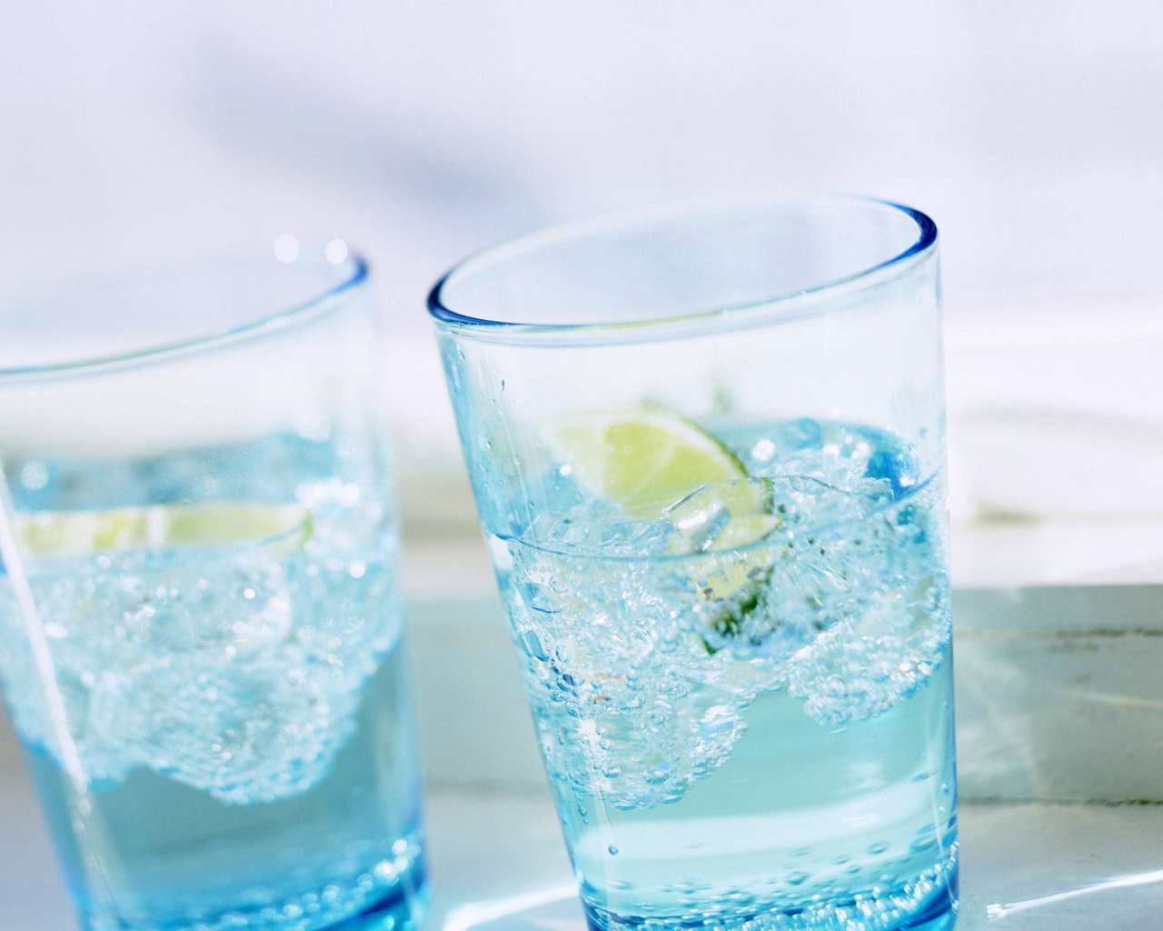 Вода