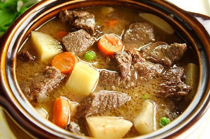 Тушёная телятина с овощами